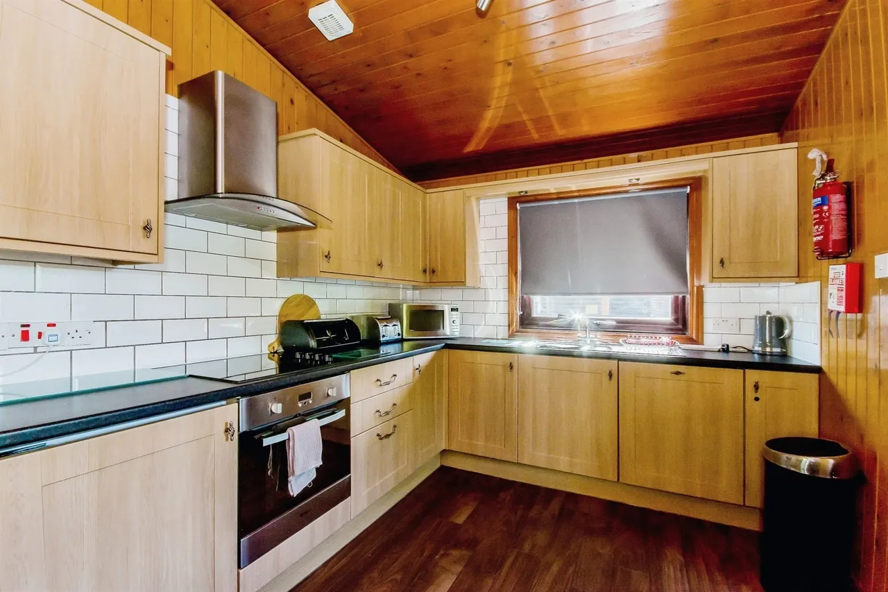 Sleaford Road, Tattershall, Lincoln, photo 3