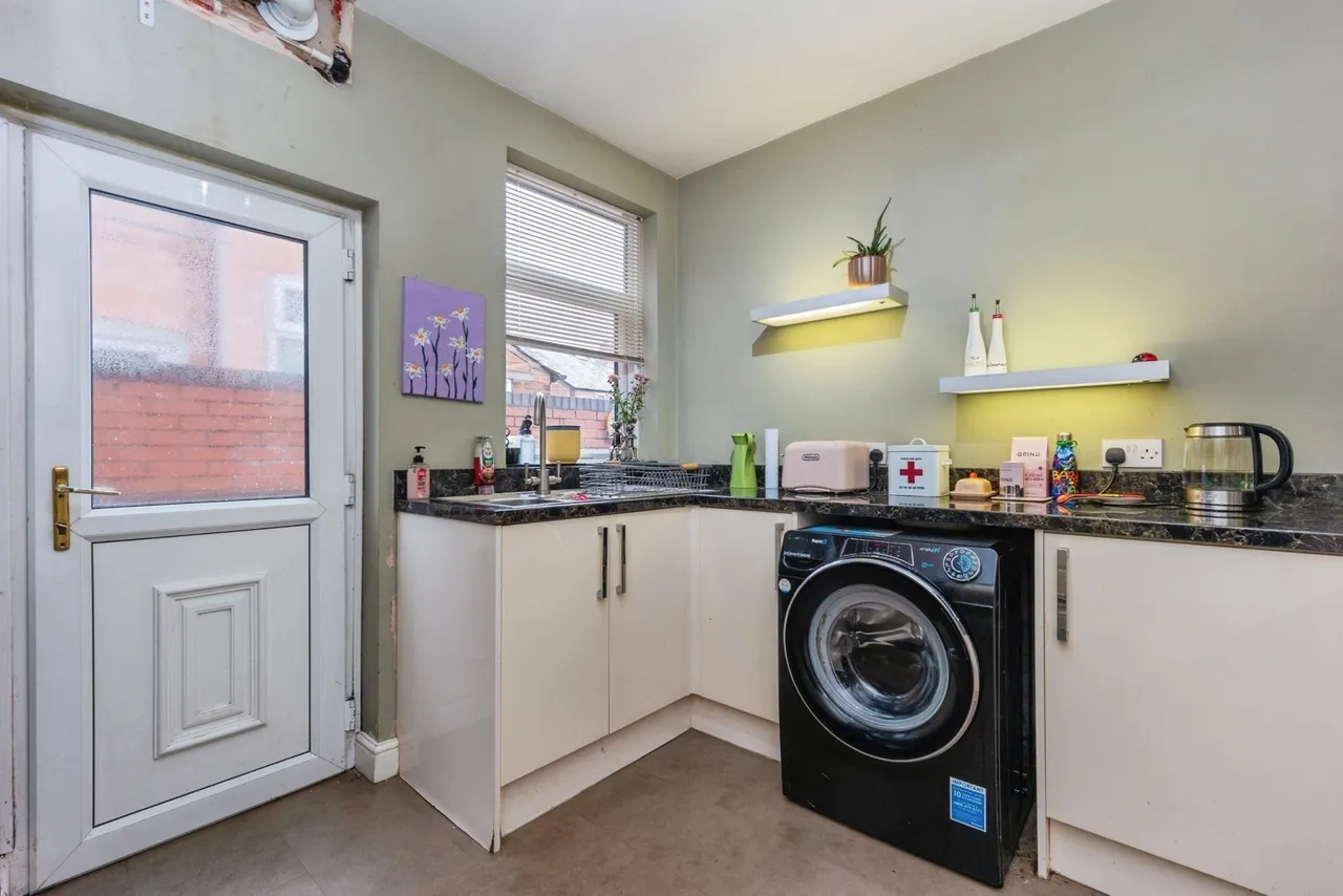Dane Road, Sale, Greater Manchester, M33, photo 8