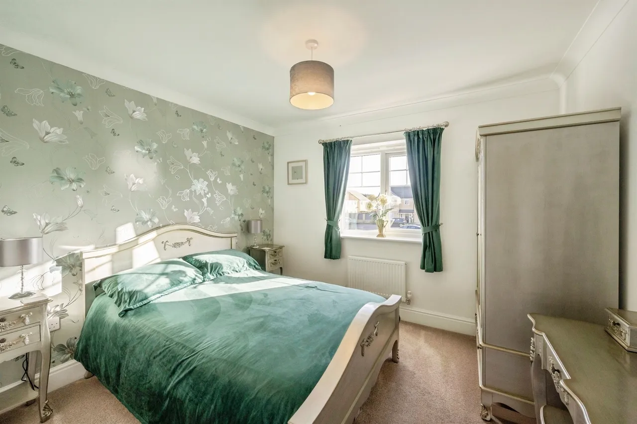 Fillies Avenue, Bessacarr, Doncaster, photo 12