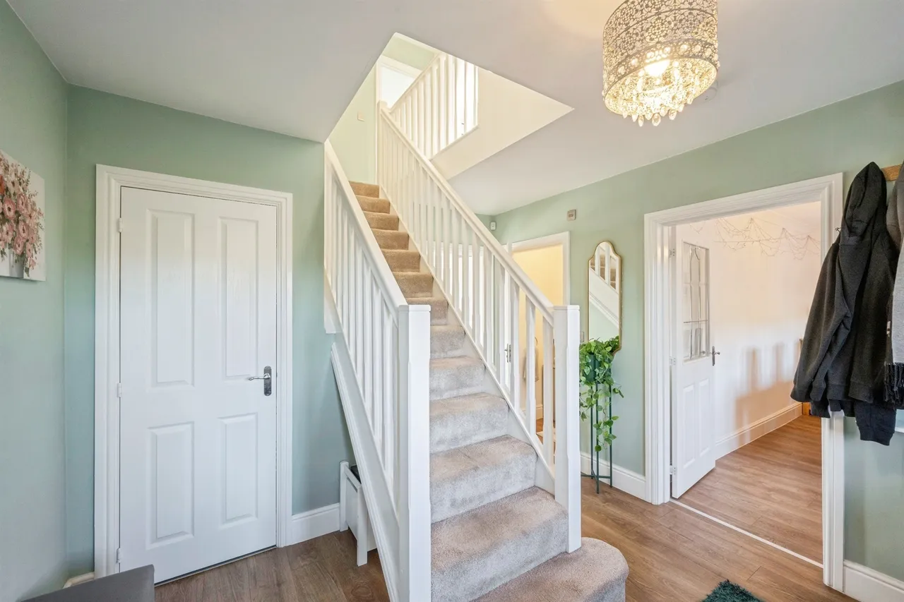 Fillies Avenue, Bessacarr, Doncaster, photo 9