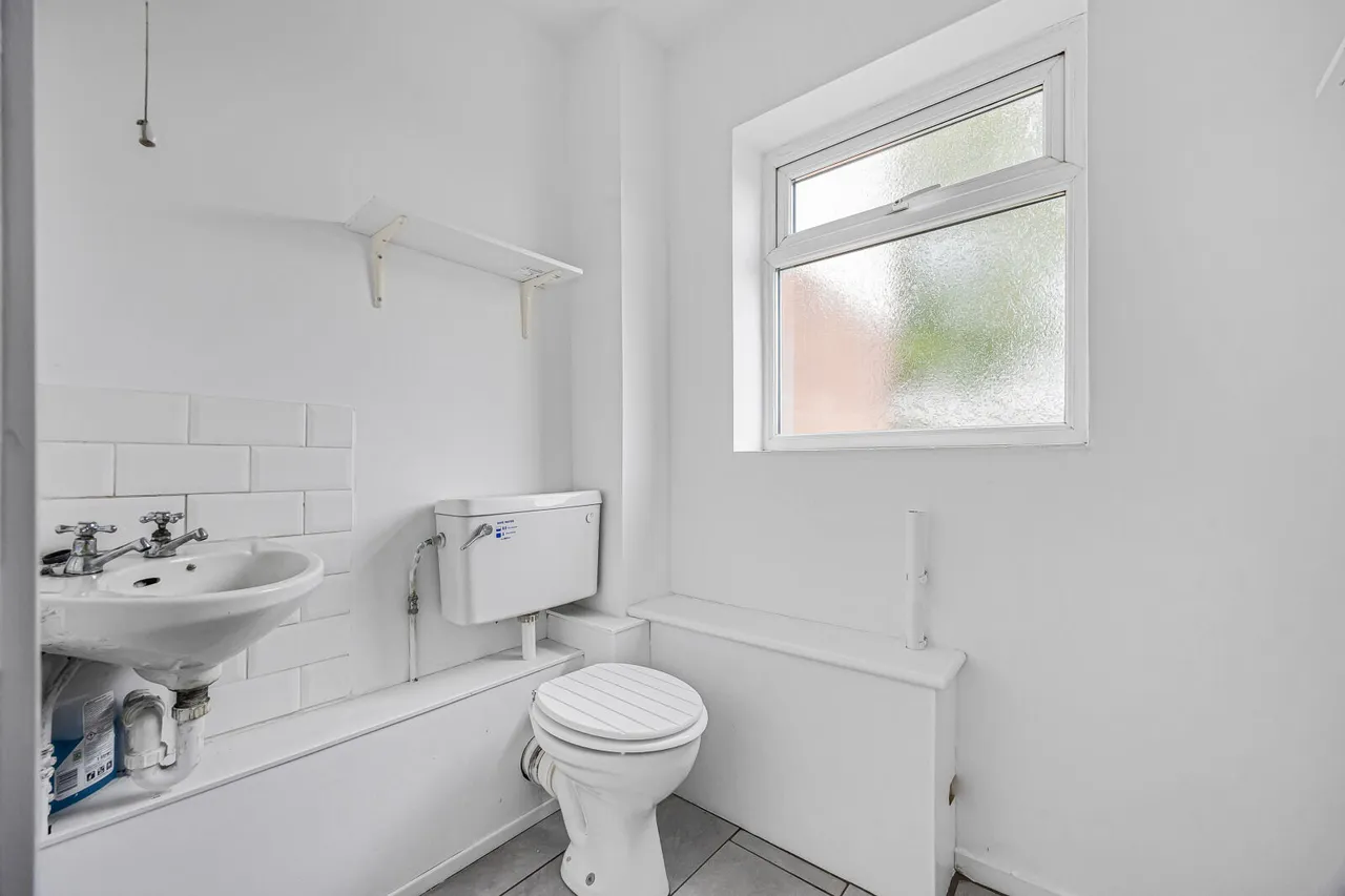 Shepherds Mount, Compton, RG20, photo 10
