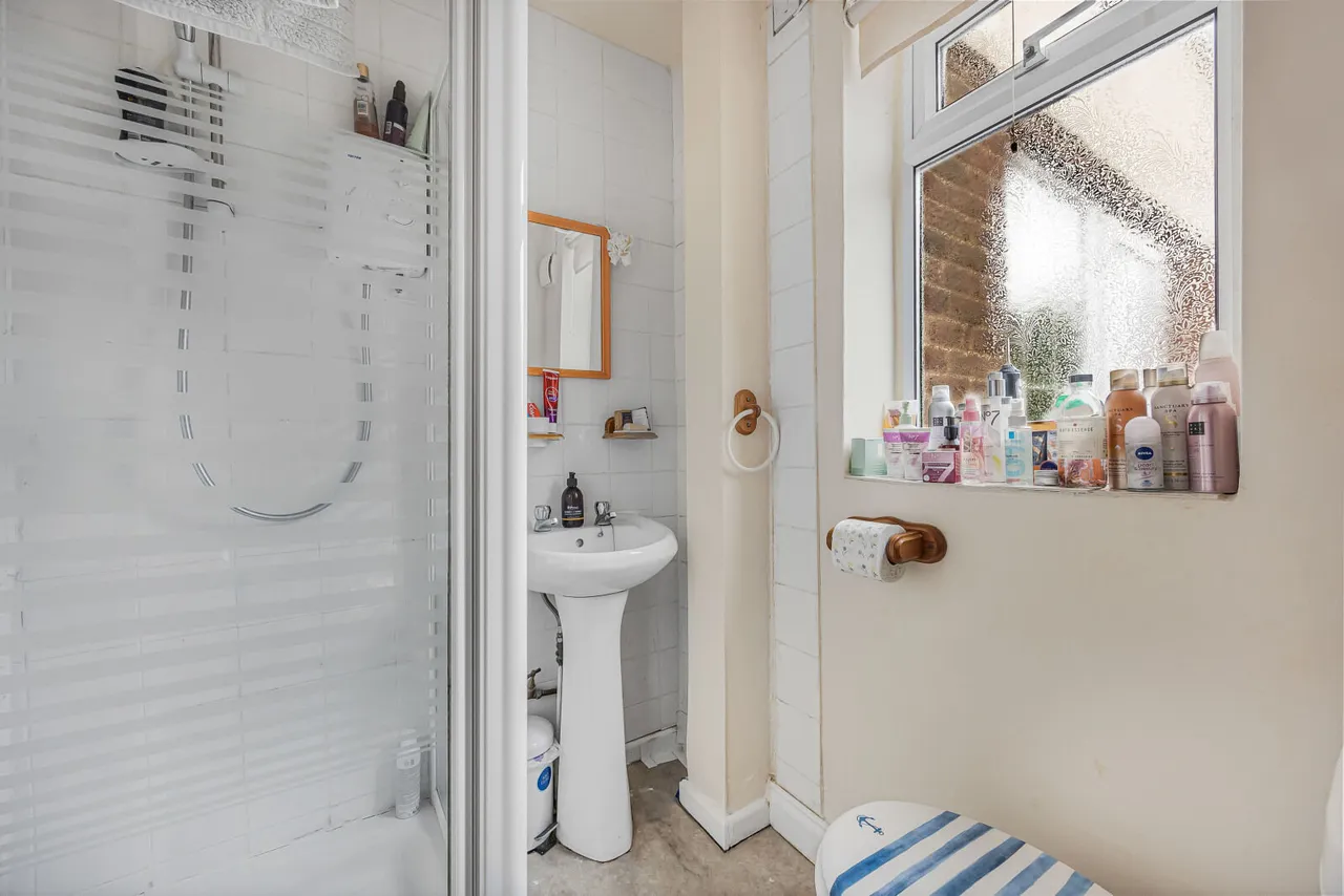 Shepherds Mount, Compton, RG20, photo 15