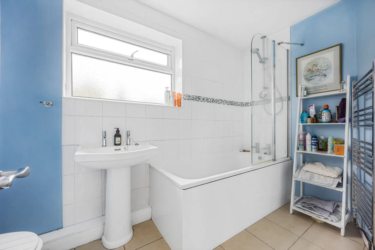 Shepherds Mount, Compton, RG20, photo 22