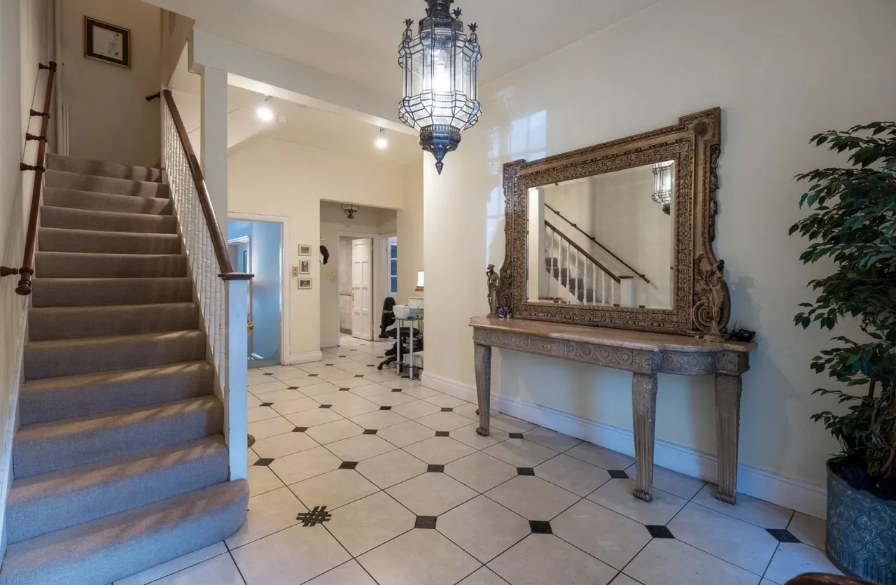 Wadham Gardens, Primrose Hill, London, NW3 3DN, photo 4
