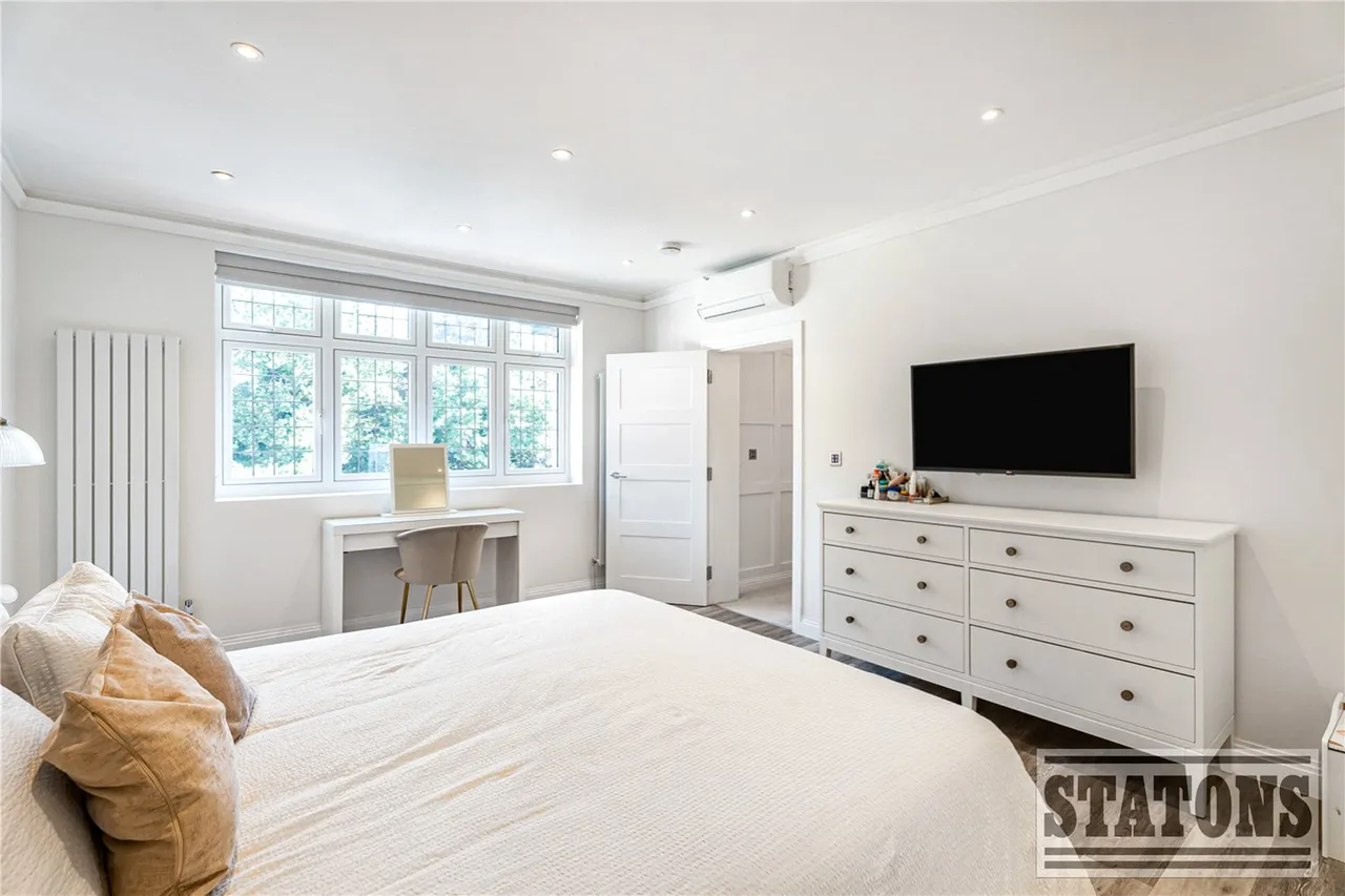 Clay Hill, Enfield, EN2 9AA, photo 20