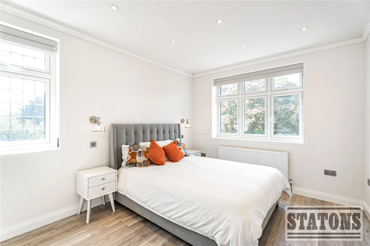 Clay Hill, Enfield, EN2 9AA, photo 25