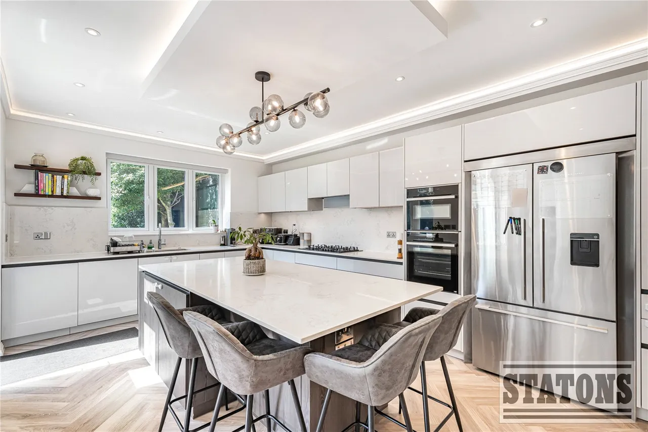 Clay Hill, Enfield, EN2 9AA, photo 8