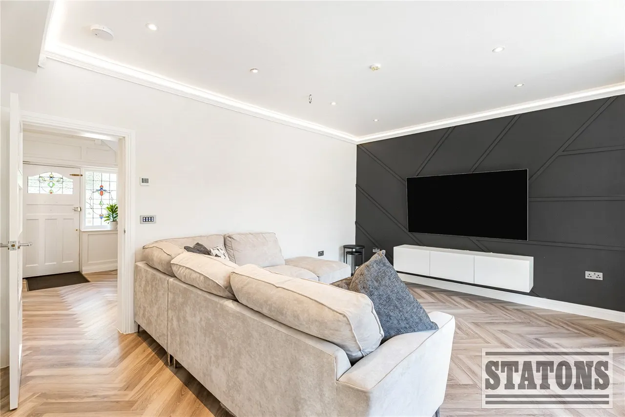 Clay Hill, Enfield, EN2 9AA, photo 12