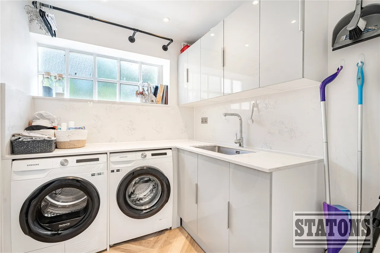 Clay Hill, Enfield, EN2 9AA, photo 11