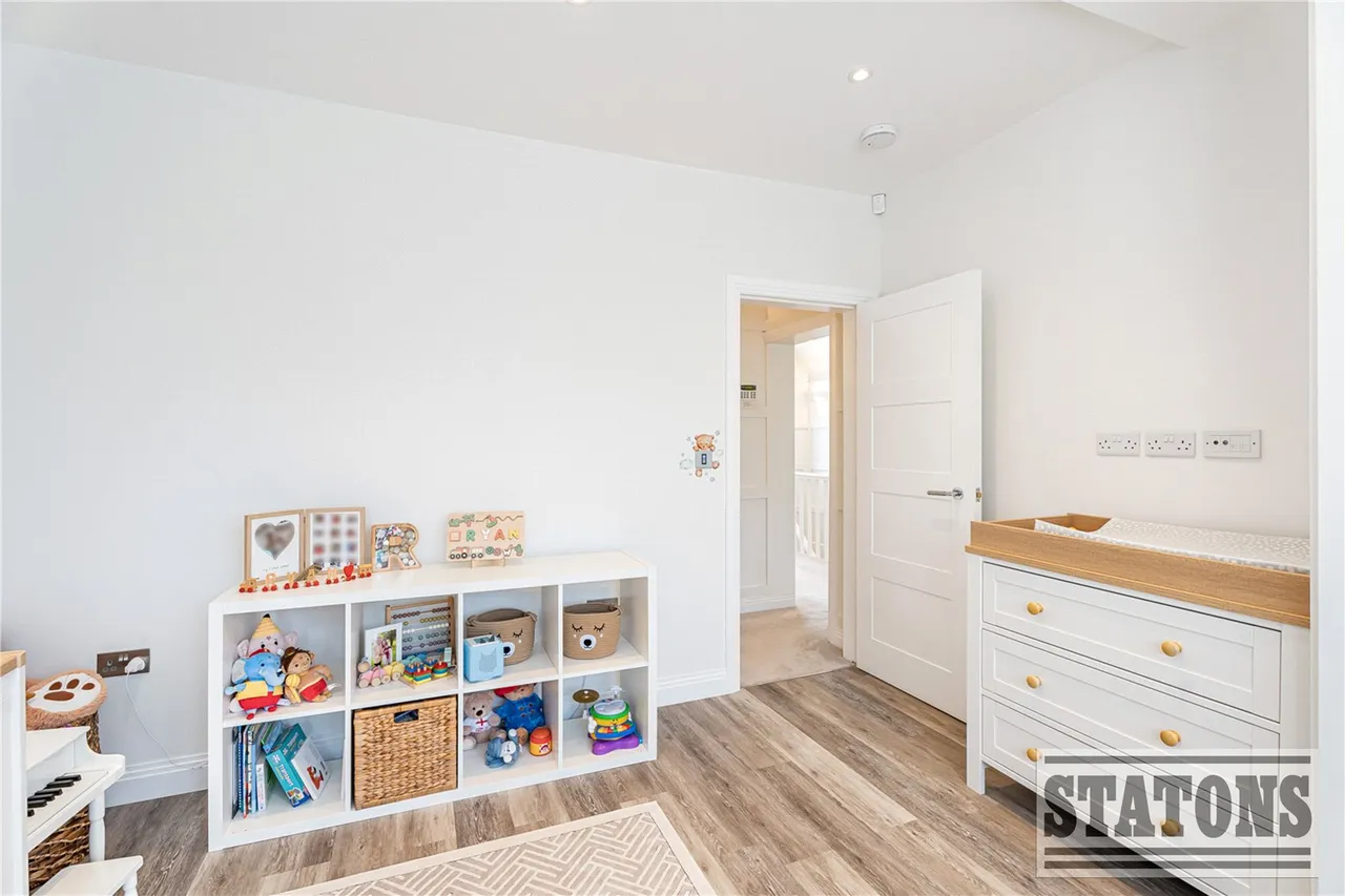 Clay Hill, Enfield, EN2 9AA, photo 19
