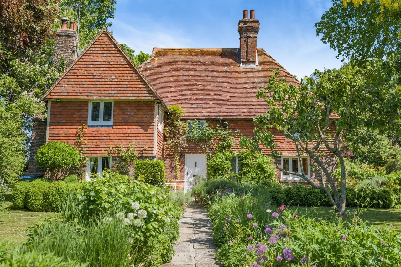 4 bed house for sale, Neaves Lane, Glyndebourne, BN8