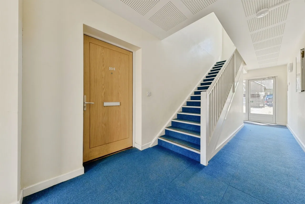 Priestley Road, Chells, SG2, photo 10