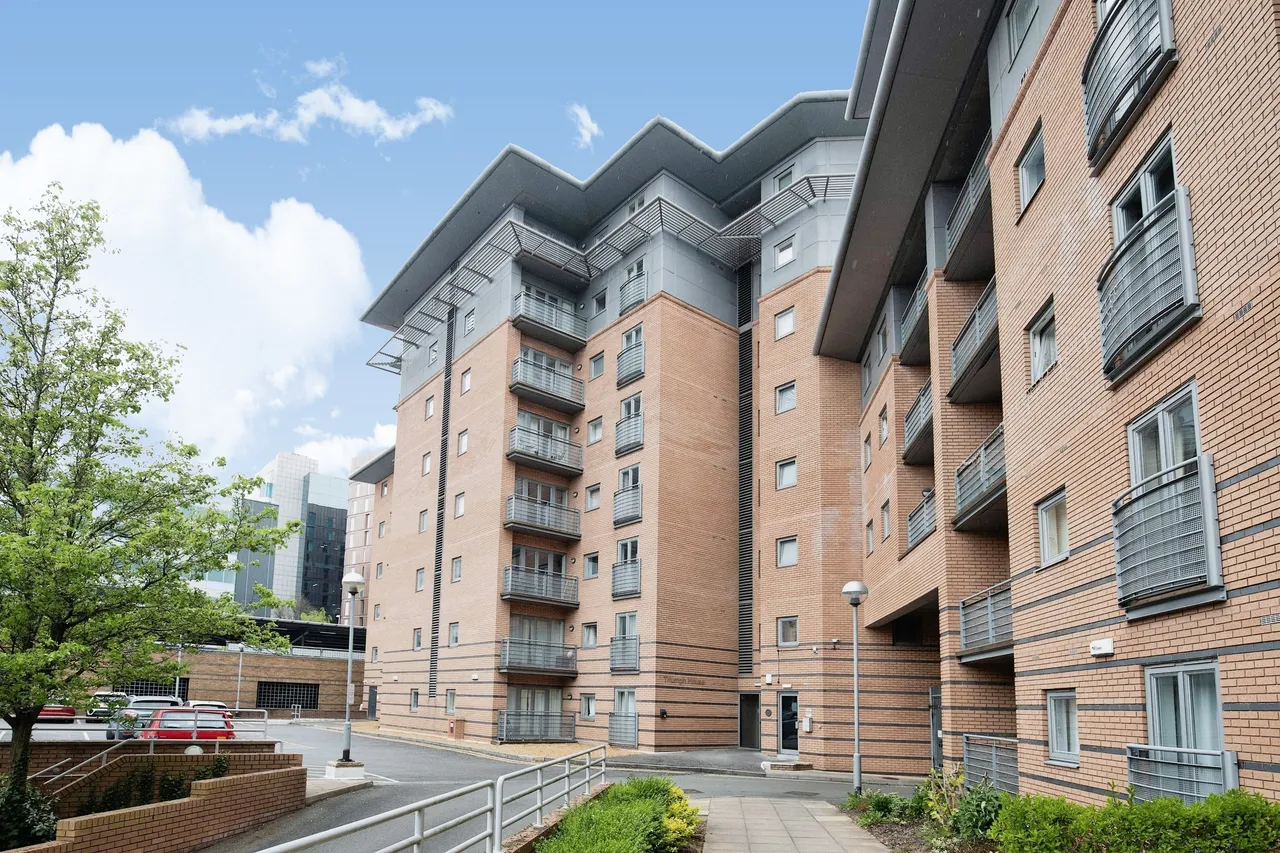 1 bed flat for sale — Manor House Drive, Coventry, West Midlands, CV1