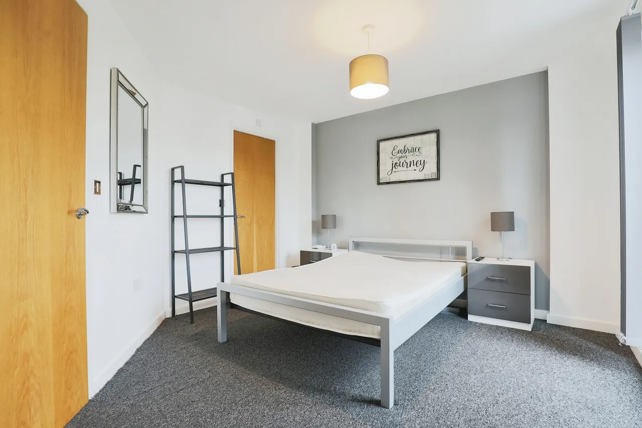 Manor House Drive, Coventry, West Midlands, CV1, photo 11