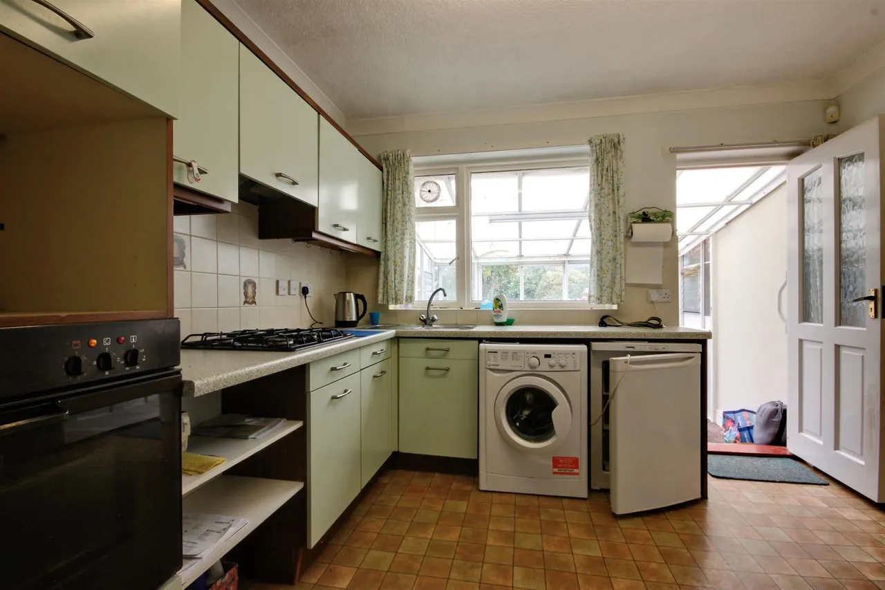 Oakdene, Cottingham, photo 3
