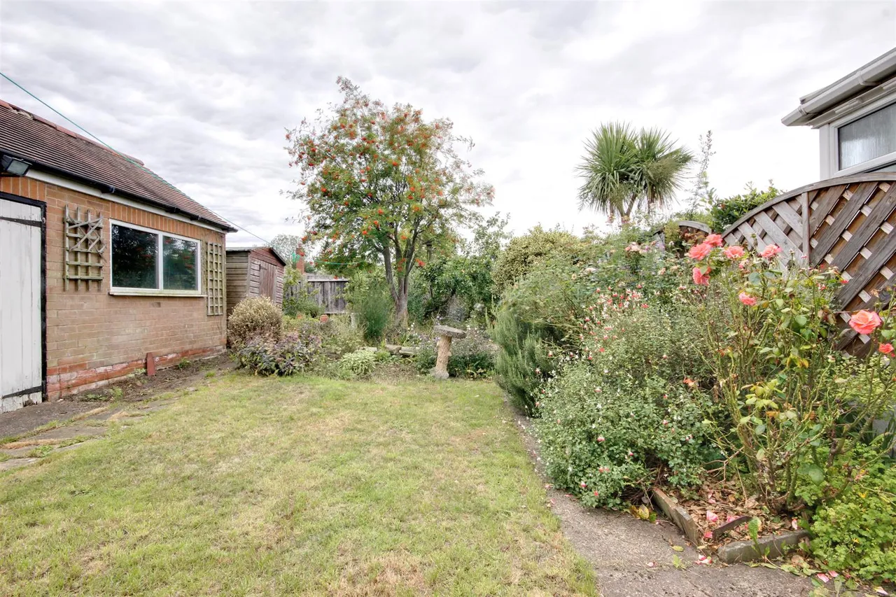 Oakdene, Cottingham, photo 6