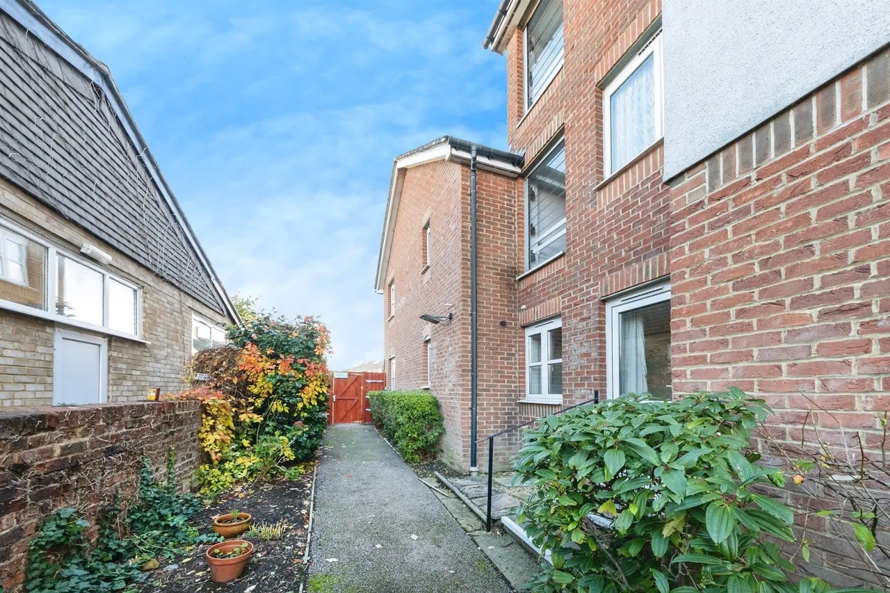 Hamilton Court, Lammas Walk, Leighton Buzzard, photo 11