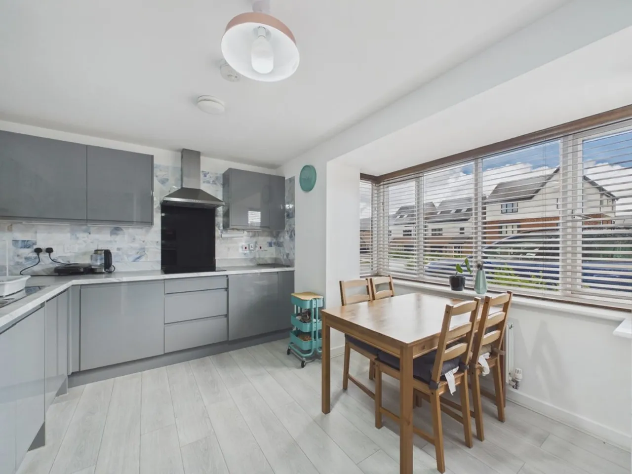 Hawes Way, Waverley, photo 5
