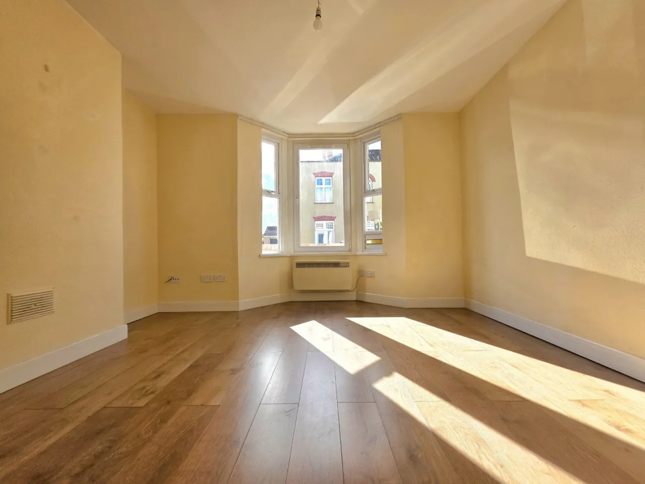 Abingdon Street, Burnham-on-Sea, TA8, photo 3