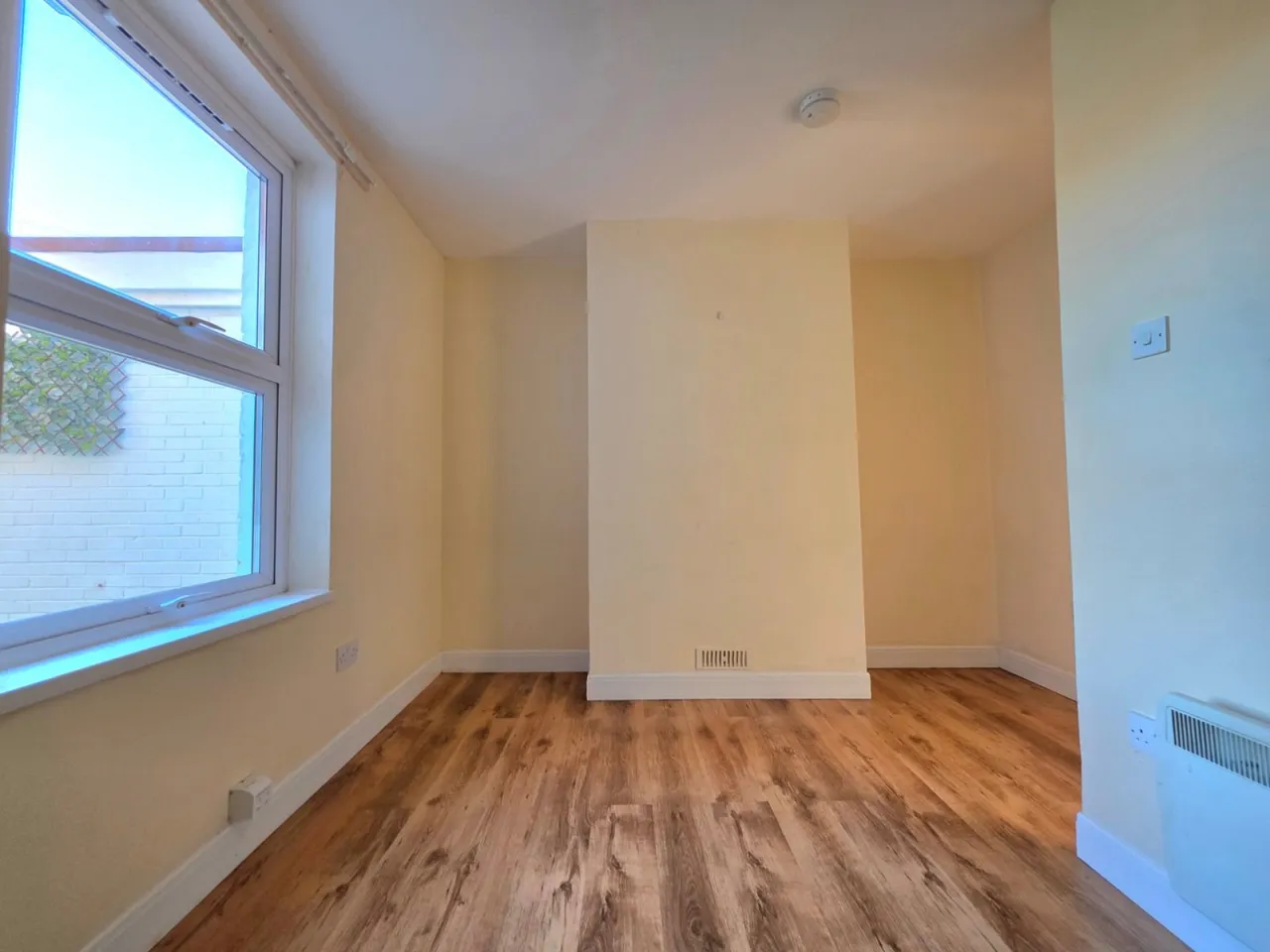Abingdon Street, Burnham-on-Sea, TA8, photo 6