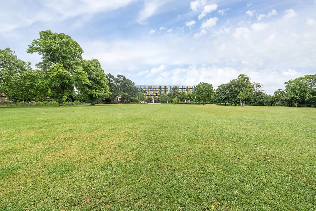 Cranston Court, Shepherd's Bush, W12, photo 15