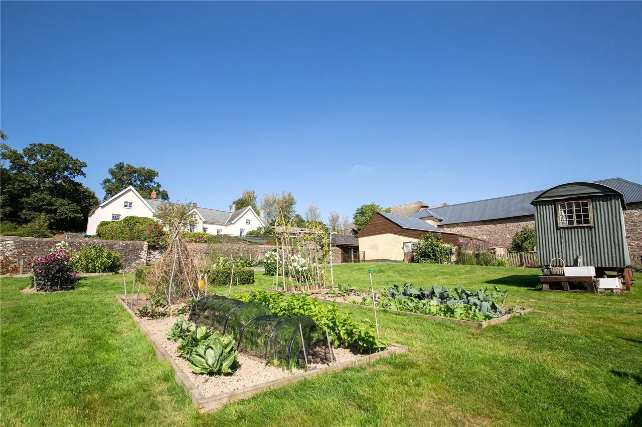 East Village, Crediton, EX17, photo 16