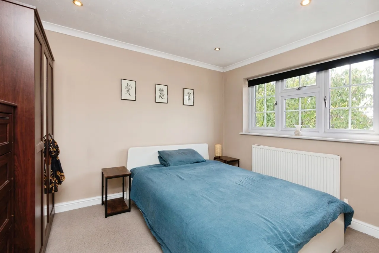 Tiverton Way, Camberley, GU16, photo 8