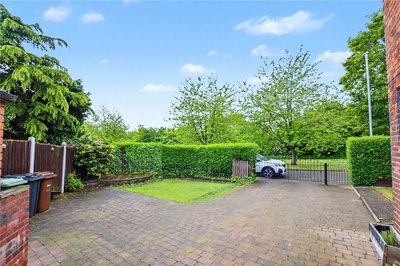 Mill Green View, Leeds, LS14, photo 8
