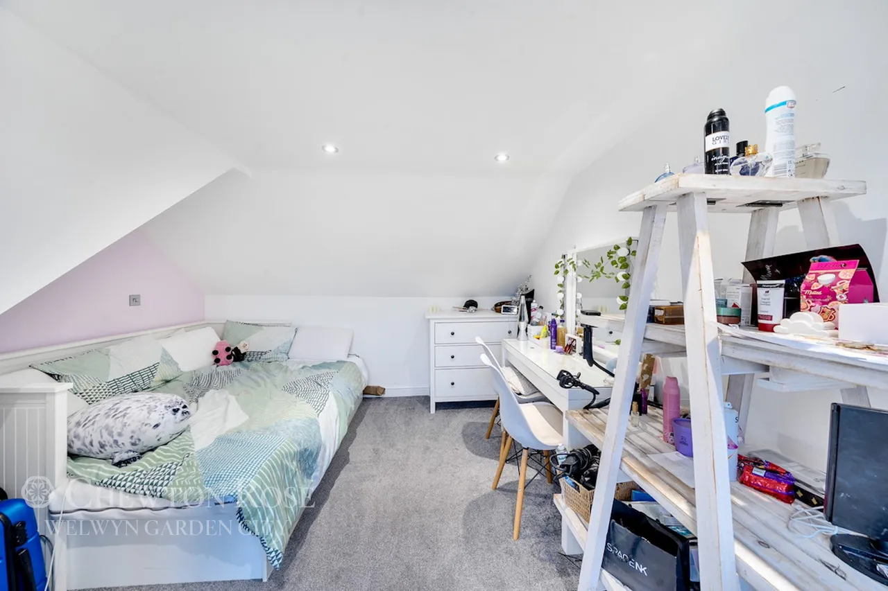 Manor Road, St Albans, photo 15