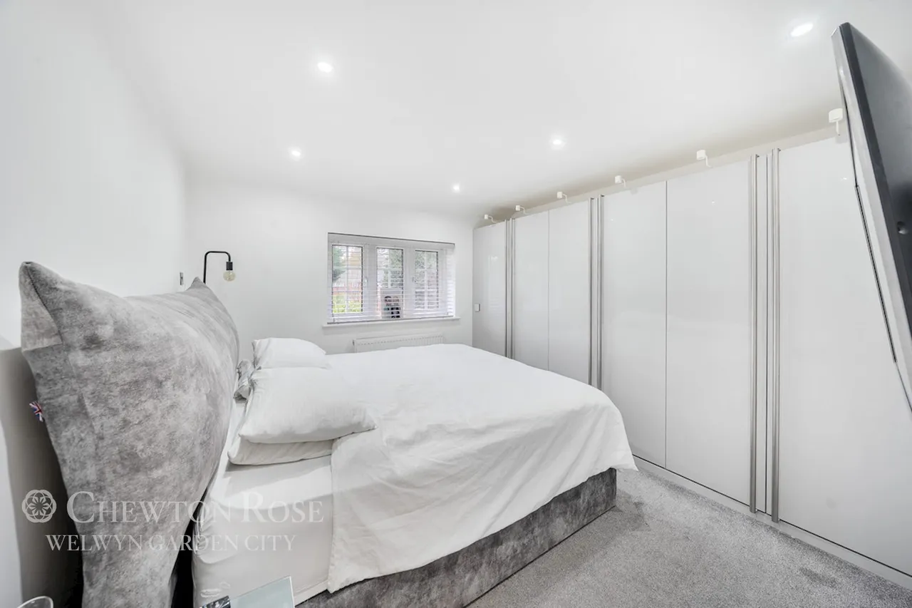 Manor Road, St Albans, photo 27