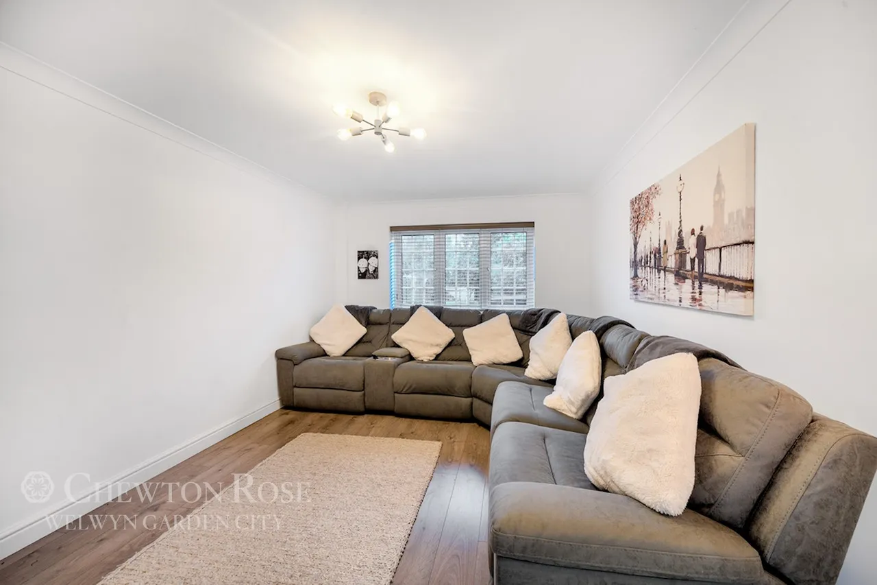 Manor Road, St Albans, photo 34