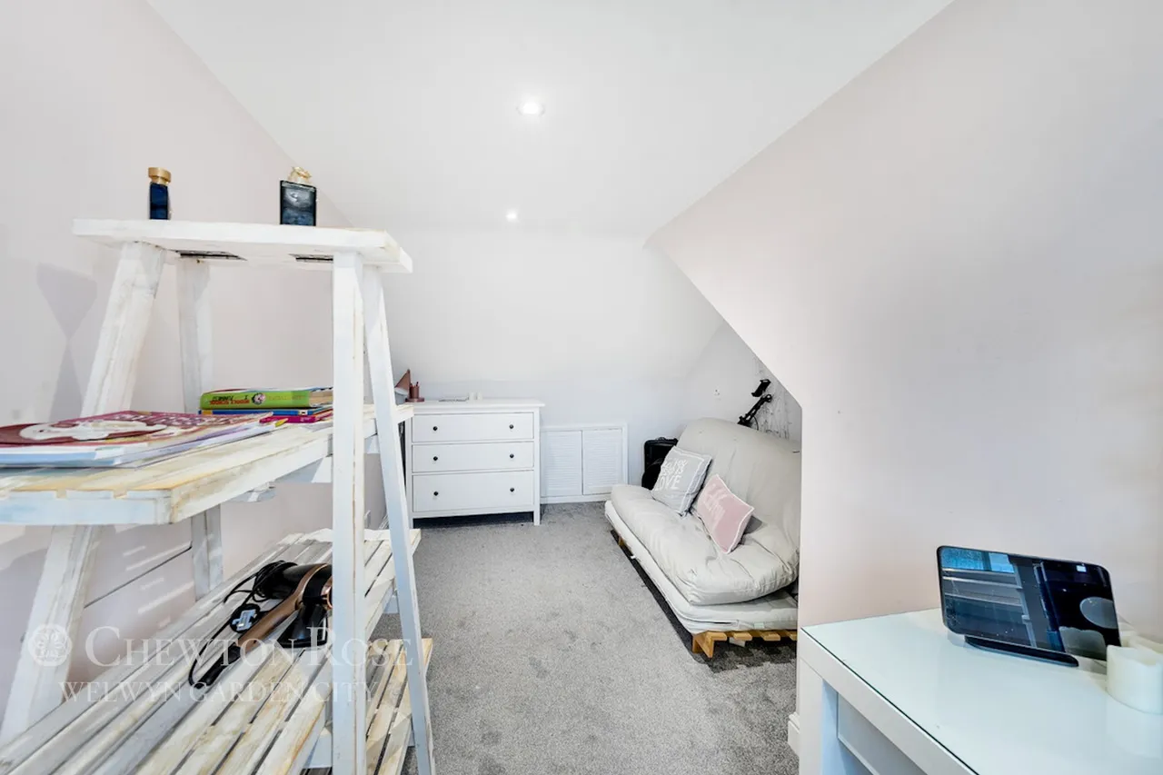 Manor Road, St Albans, photo 18