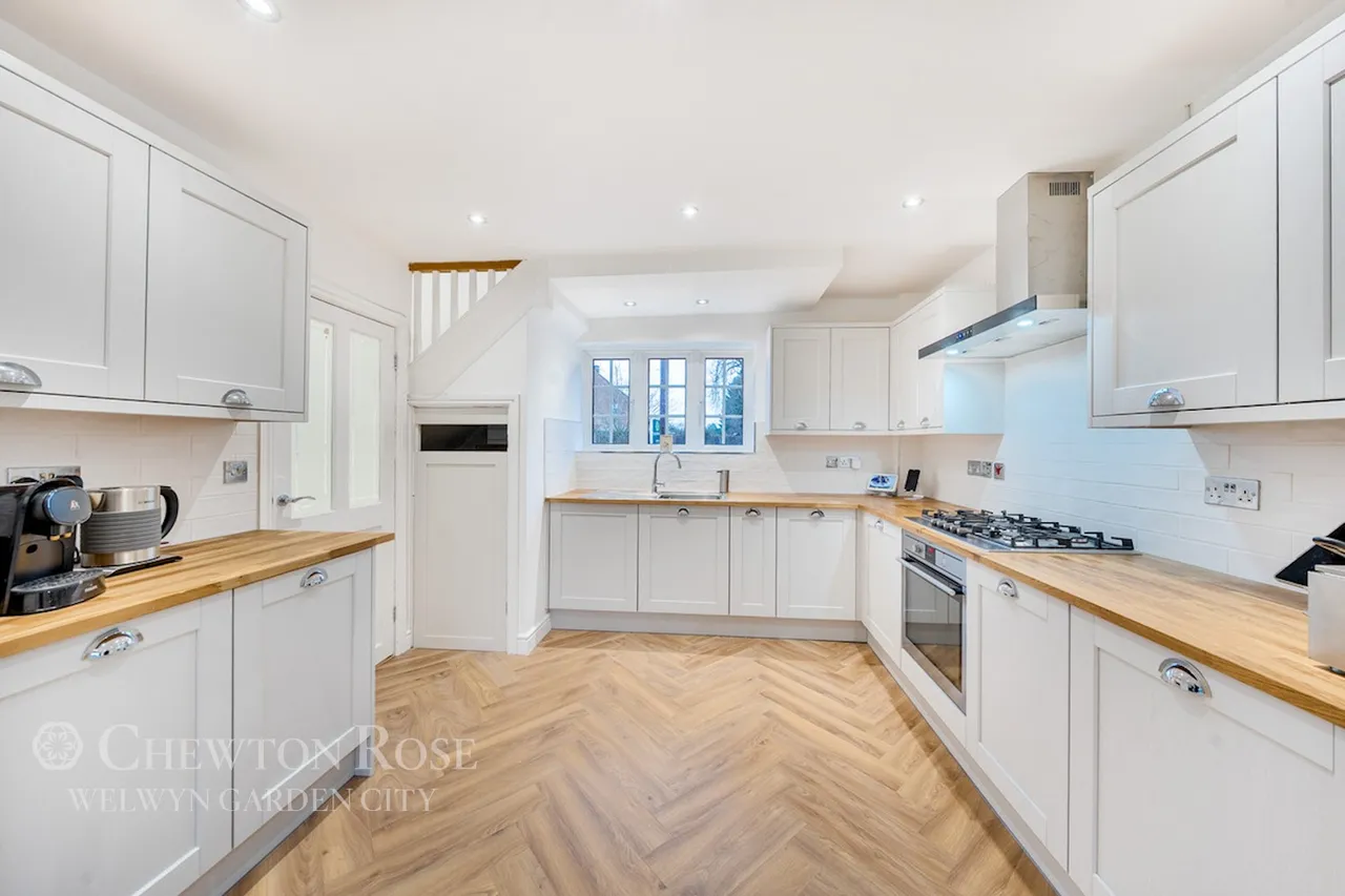 Manor Road, St Albans, photo 4