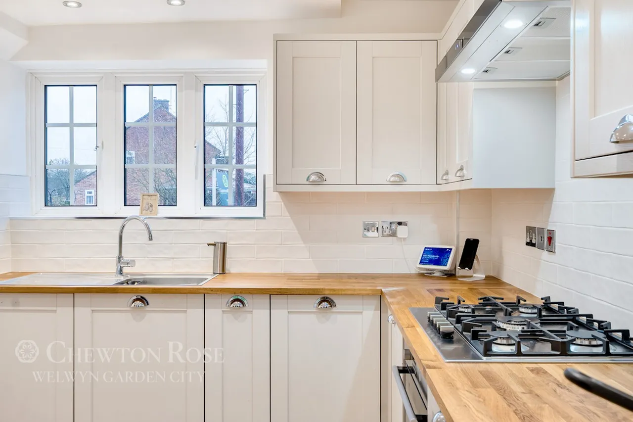 Manor Road, St Albans, photo 5
