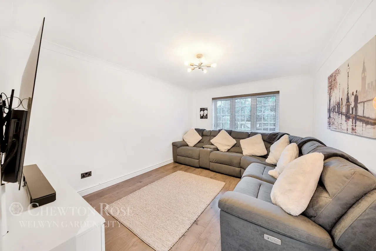 Manor Road, St Albans, photo 33