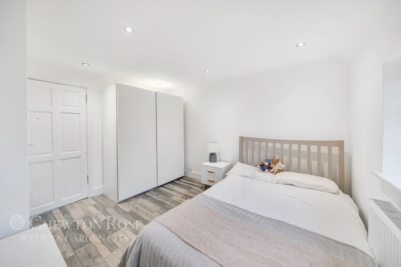 Manor Road, St Albans, photo 26