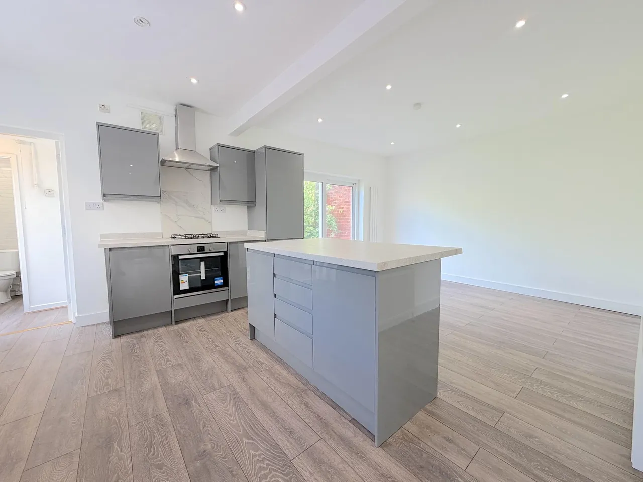 Wimborne Road, Fallings Park, Wolverhampton, WV10, photo 4
