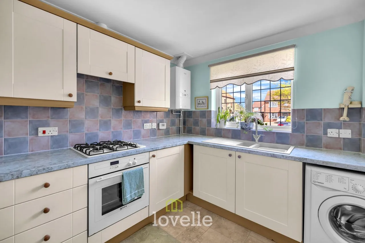 Barn Owl Close, Humberston, DN36, photo 9