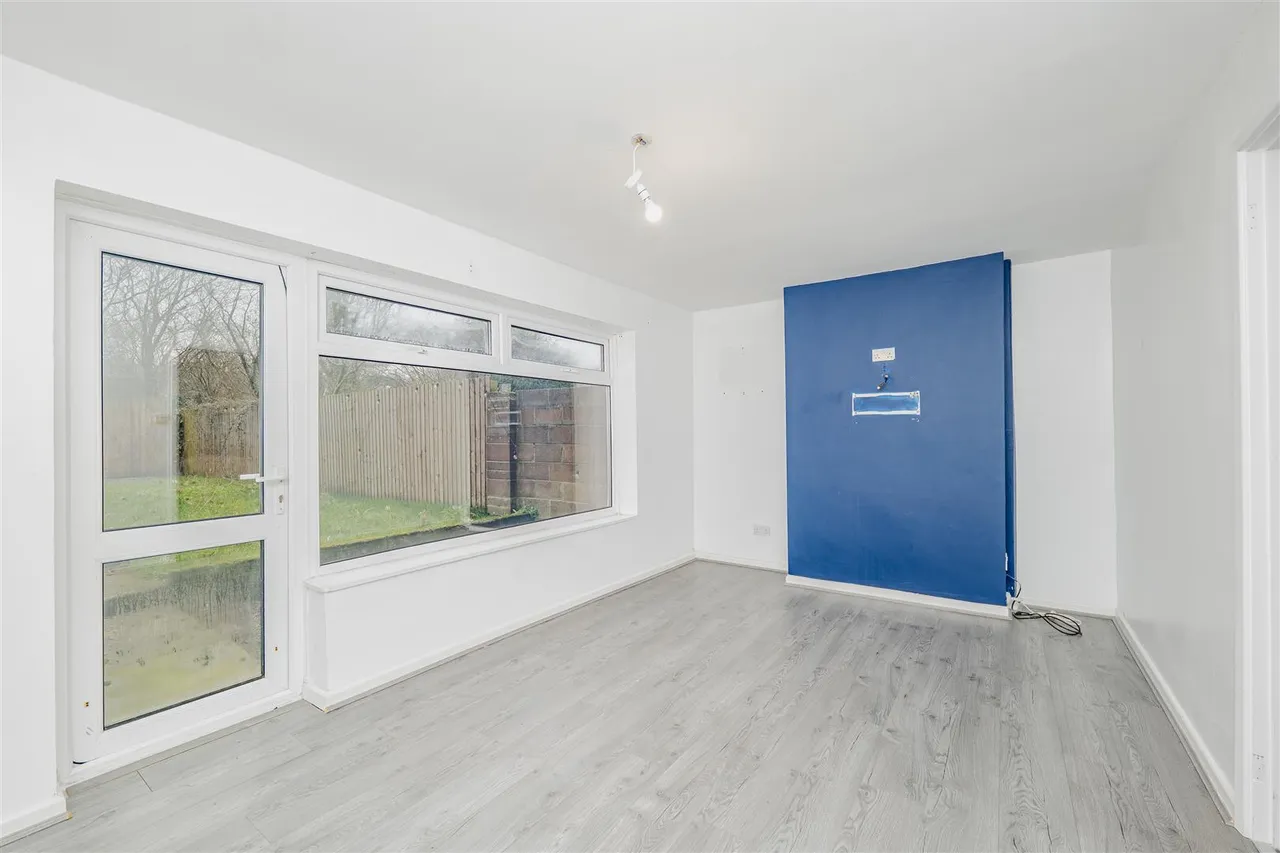 Laburnum Close, Barry, CF62 9DZ, photo 2