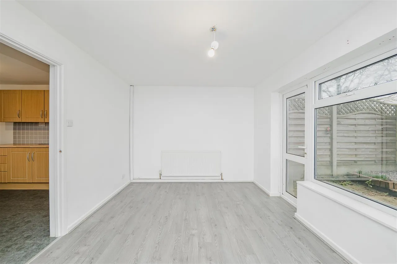 Laburnum Close, Barry, CF62 9DZ, photo 7