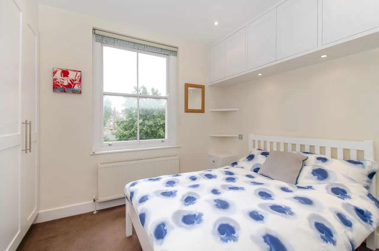 Flat 6, 55-56 Oakley Street, London, photo 2