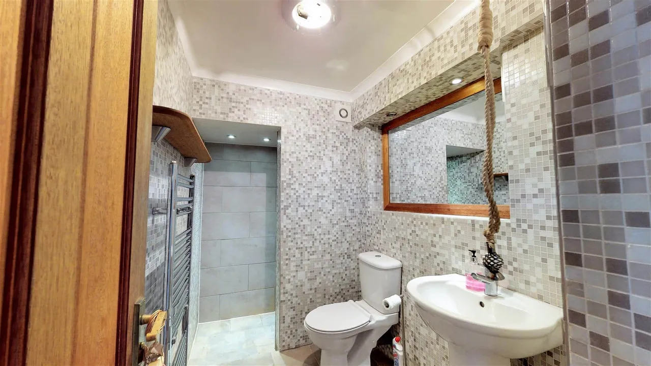 Wellfields, Loughton, photo 8