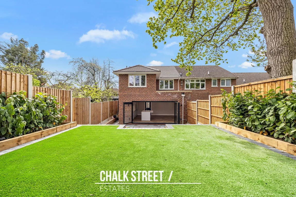 Wray Close, Hornchurch, RM11 1JX, photo 31