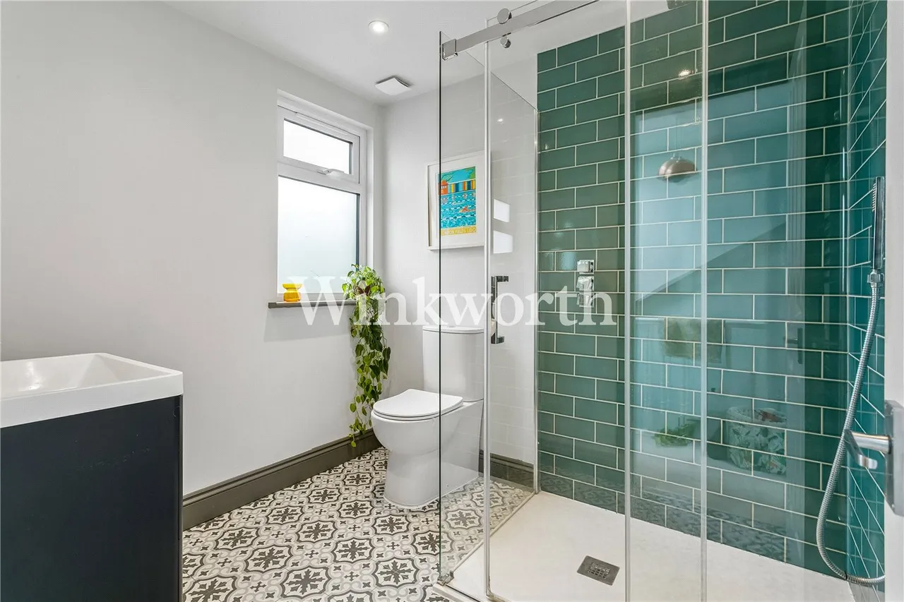 St. Loy's Road, London, N17, photo 12