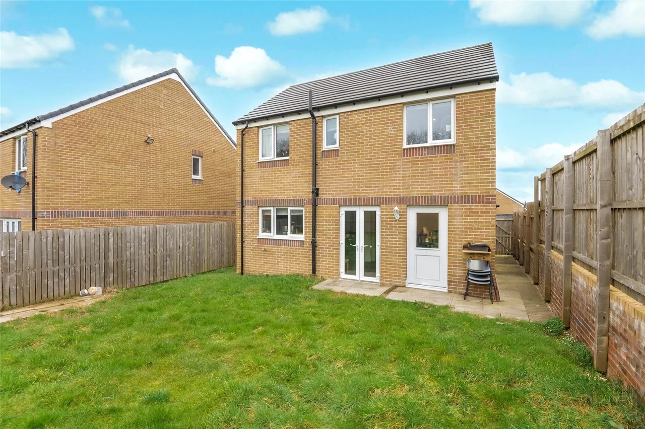 Aquitania Crescent, Larkhall, South Lanarkshire, ML9, photo 18