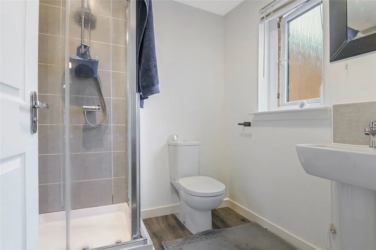Aquitania Crescent, Larkhall, South Lanarkshire, ML9, photo 10