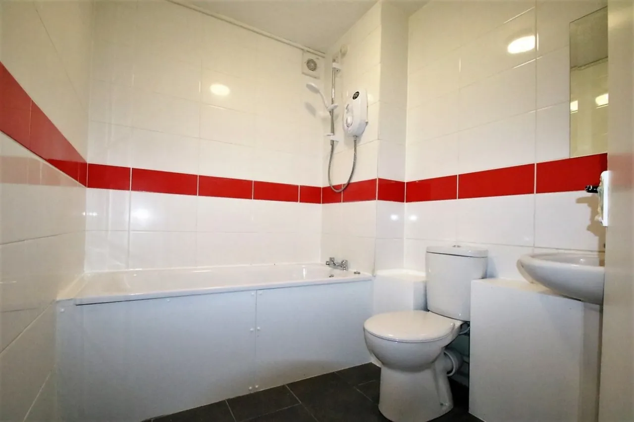 Denning Avenue, Waddon, Croydon, photo 8