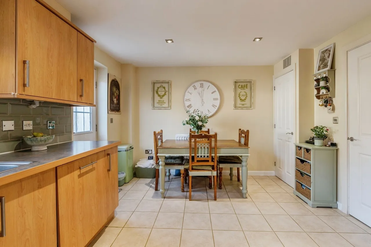 Athena Close, Southend-on-Sea, Essex, SS2, photo 12