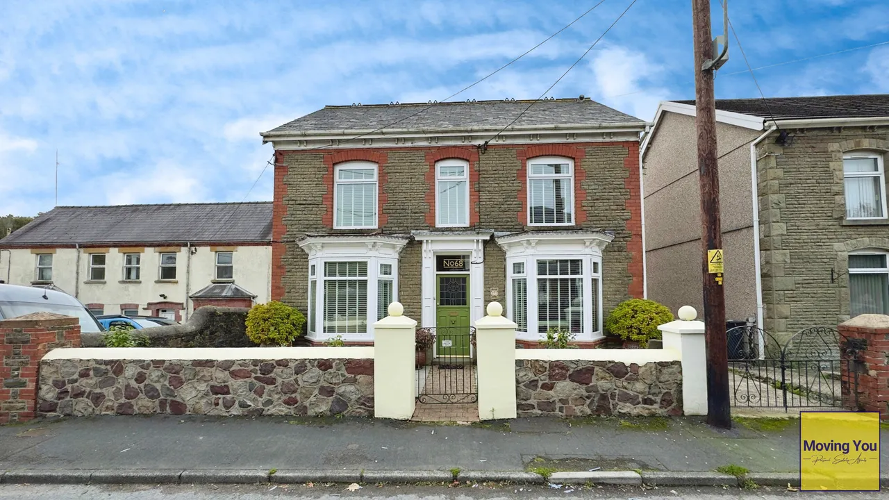 3 bed house for sale — Station Road, Ystradgynlais, Swansea, SA9 1NX