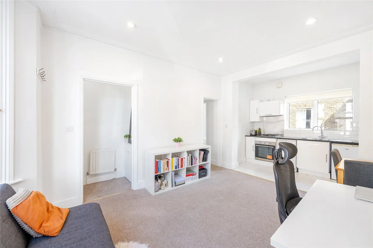 Filmer Road, London, SW6, photo 2